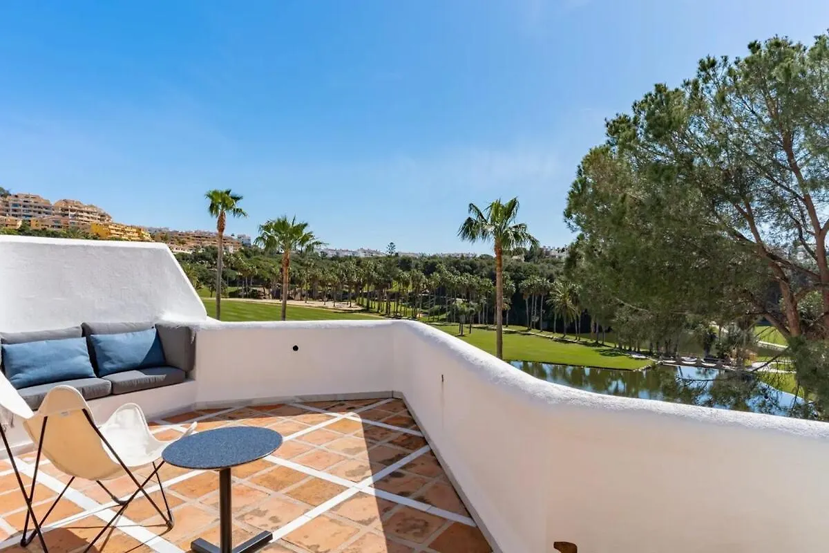 2 Bedroom Golf House - Spectacular Views Benalmádena 0*,